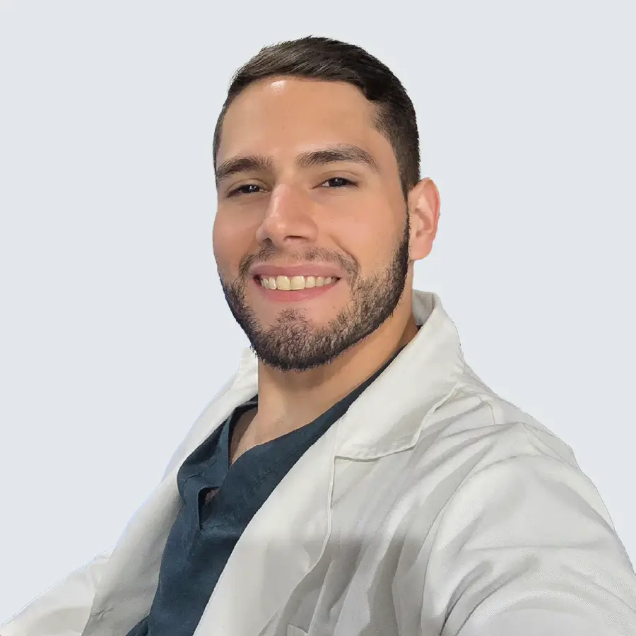 Dr. Armando Oviedo